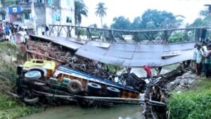 গোপালগঞ্জে বেইলি ব্রিজ ভেঙে আহত ৪
